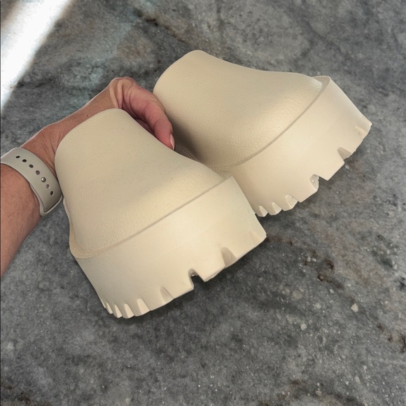 Jeffrey Campbell Clogge platform mule clog, 9 - Picture 2 of 4